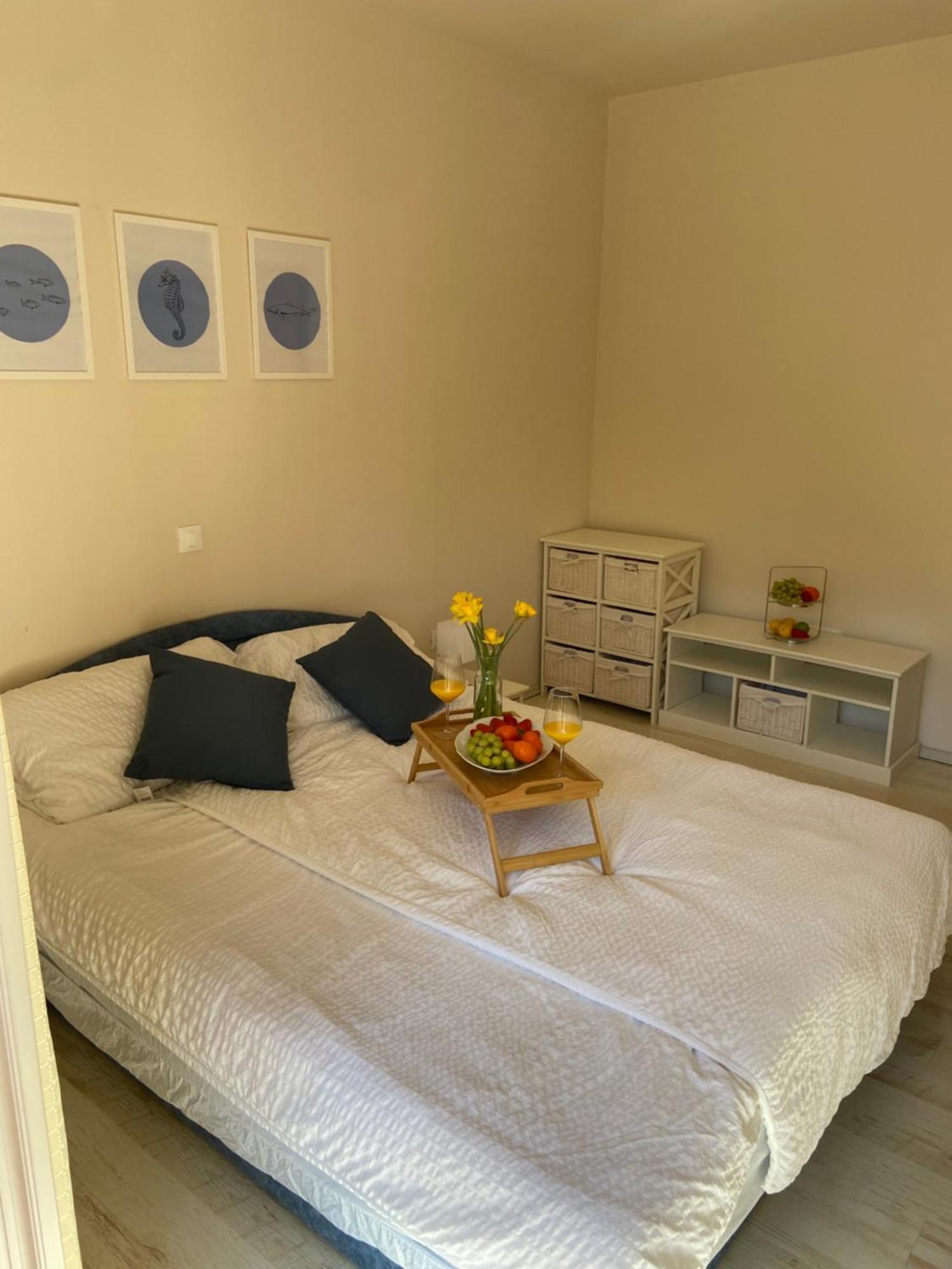 Apartments Eva Savar Bagian luar foto